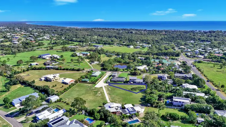 1  10 Pearl Drive, Craignish QLD 4655