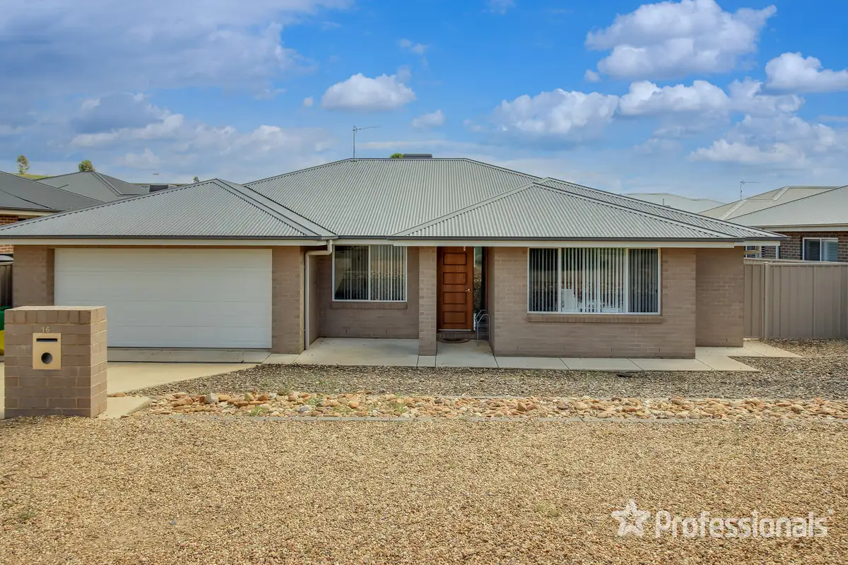 Main view of Homely house listing, 16 Watson Boulevard, Lloyd NSW 2650