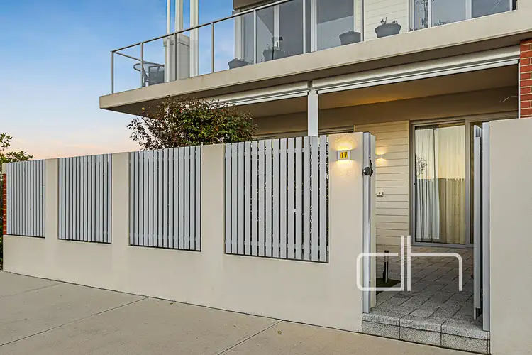 17/2 Lahinch Vista, Gnangara WA 6077