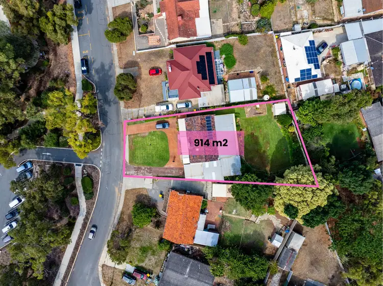 Second view of Homely house listing, 31 Walgreen Crescent, Calista WA 6167