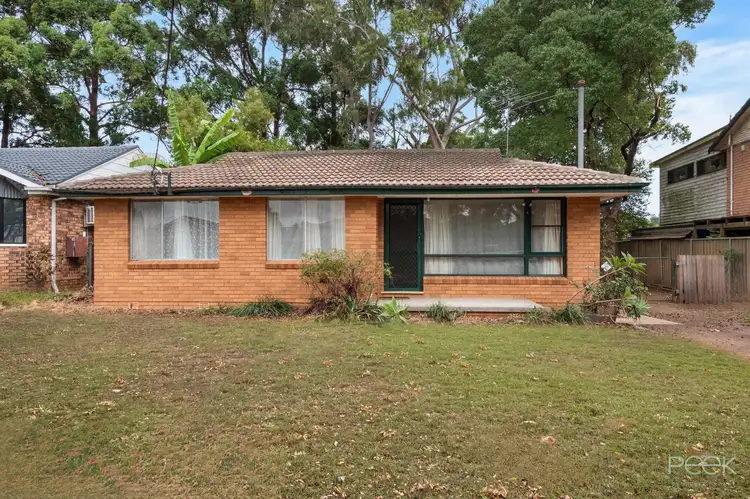 6 Thompson Avenue, Hobartville NSW 2753