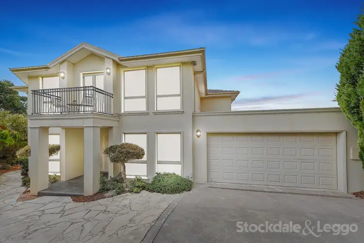 19a Arlington Drive, Glen Waverley VIC 3150