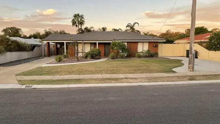 25 Adelaide Ciricle
