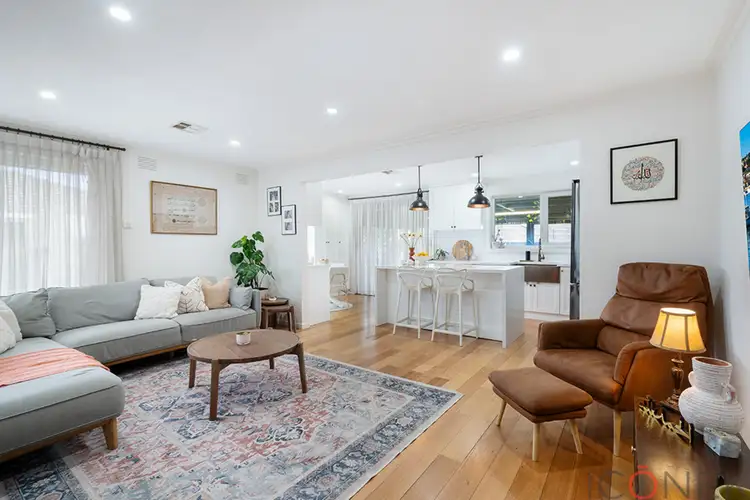 Second view of Homely house listing, 4 Wodonga Crescent, Thomastown VIC 3074