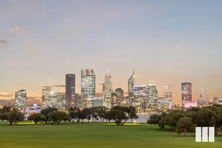 4/219 Mill Point Road, South Perth WA 6151