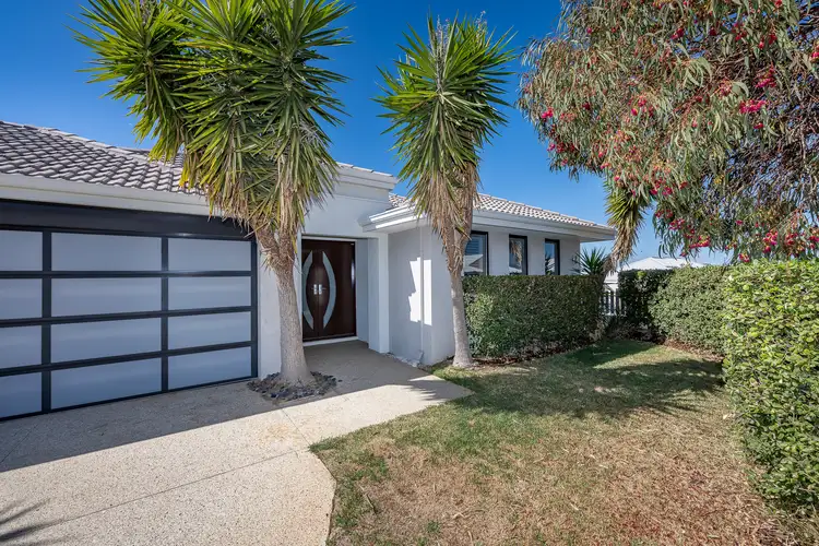 11 Chine Way, Alkimos WA 6038