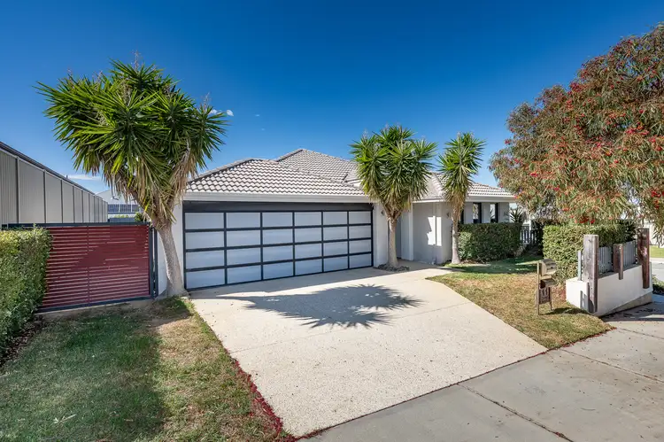 11 Chine Way, Alkimos WA 6038