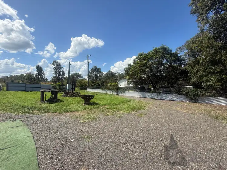 9 Causeway Road, Booyal QLD 4671