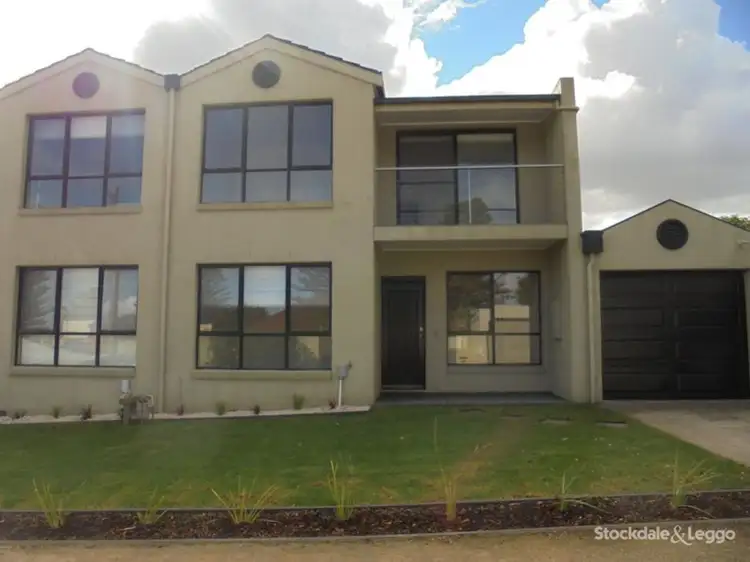 18 Bayview Terrace, Warrnambool VIC 3280