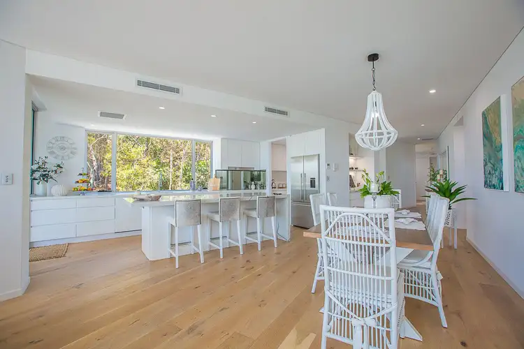 3/2 Petrel Avenue, Mermaid Beach QLD 4218