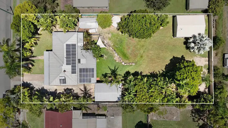 32 Flame Tree Court, Walloon QLD 4306