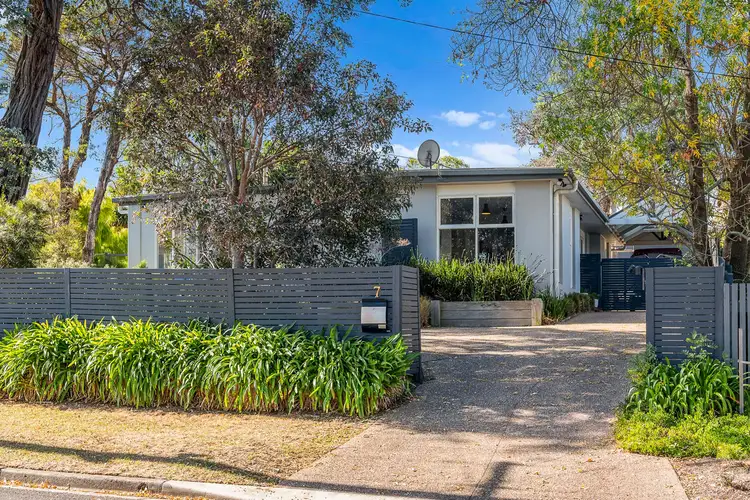7 Kardella Lane, Mount Eliza VIC 3930