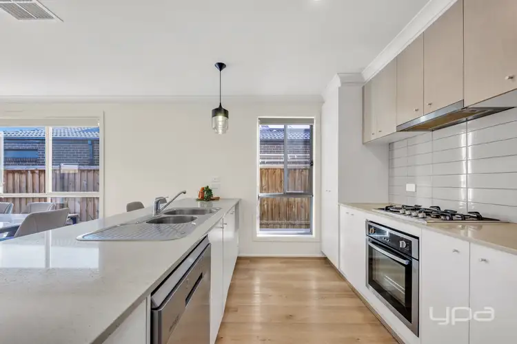 Fifth view of Homely house listing, 11 Endurance Way, Point Cook VIC 3030