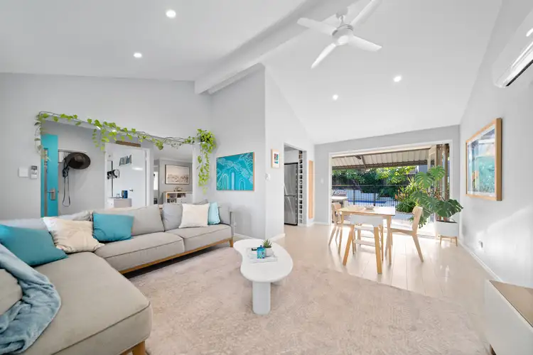 9 Kingfisher Place