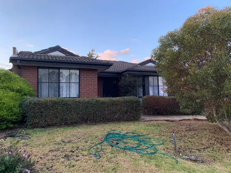 4 Ormond Rise, Roxburgh Park VIC 3064