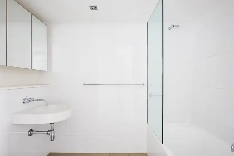 Third view of Homely apartment listing, 25/5-13 Larkin Street, Camperdown NSW 2050