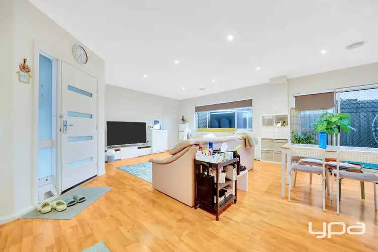 Third view of Homely unit listing, 2/7 Telford Court, Meadow Heights VIC 3048