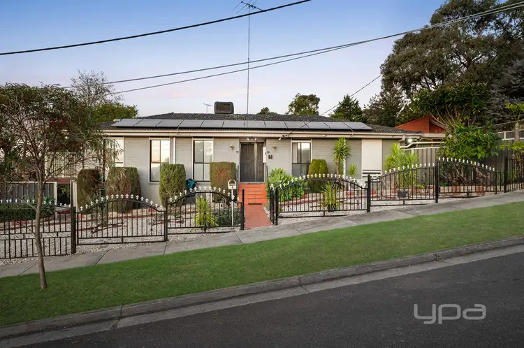 8 Heywood Crescent, Broadmeadows VIC 3047