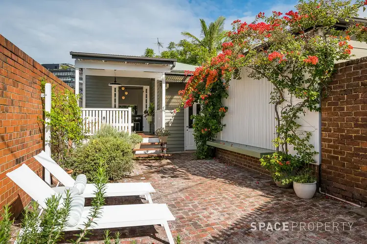 137 Fortescue Street, Spring Hill QLD 4000