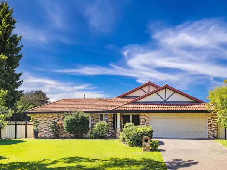 19 Morialta Place, Parkinson QLD 4115