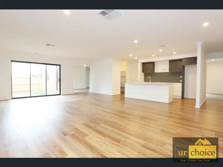 17 Calico Court