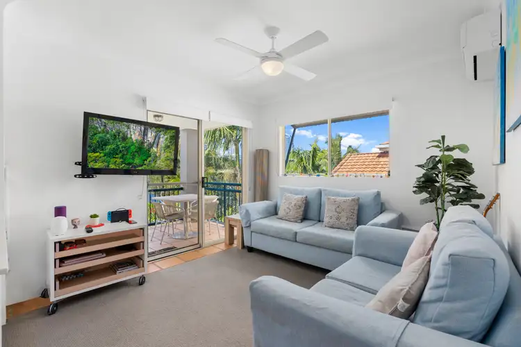 22/10-14 Purli Street, Chevron Island QLD 4217