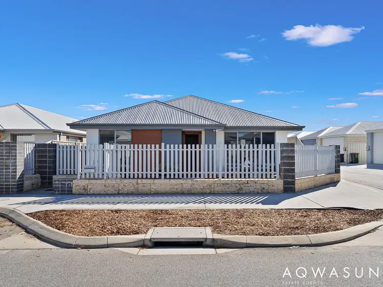 16 Winderie Road, Golden Bay WA 6174