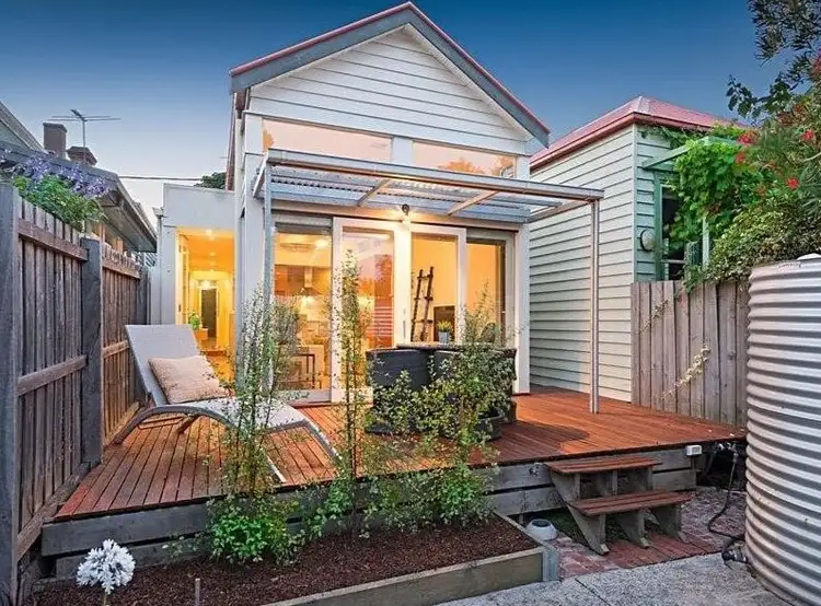 10 Howard Street, Brunswick VIC 3056