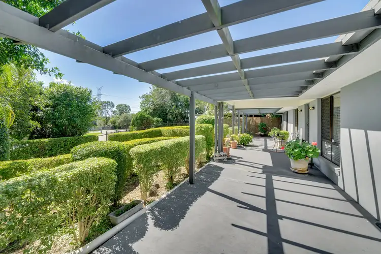 2 W G Hayden Drive, Collingwood Park QLD 4301