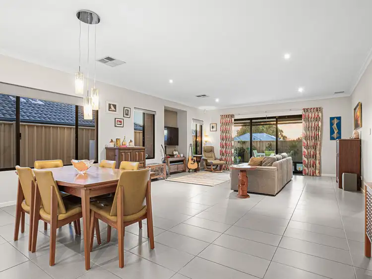 Fifth view of Homely house listing, 17 Bee Eater Link, Beeliar WA 6164