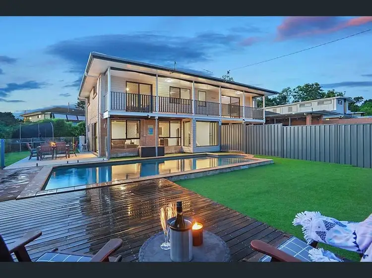 5 Pavonia Street, Everton Hills QLD 4053