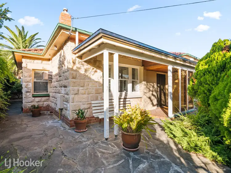 148 Military Road