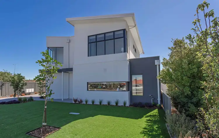 22A & 22B Parkinson Court, Hillarys WA 6025