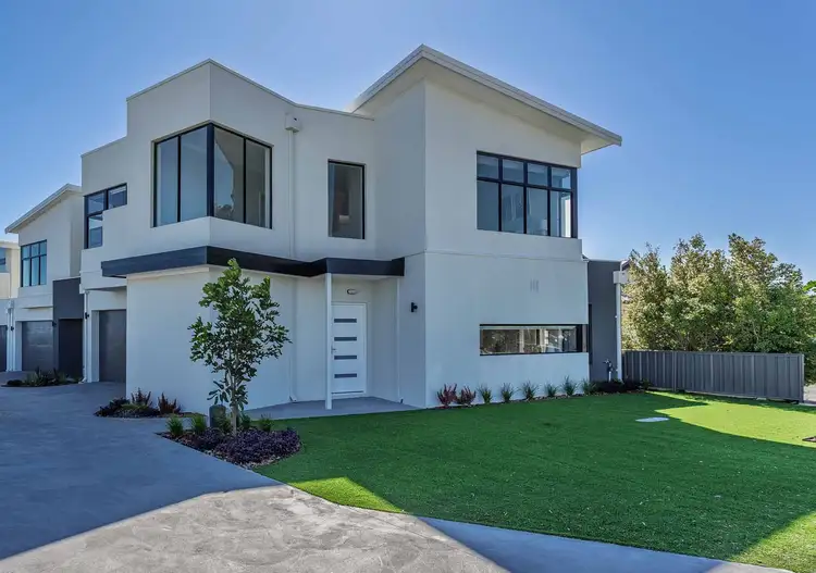 22A & 22B Parkinson Court, Hillarys WA 6025