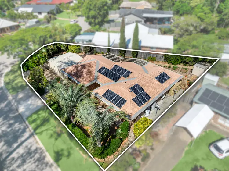 8 Seafarer Court, Cleveland QLD 4163