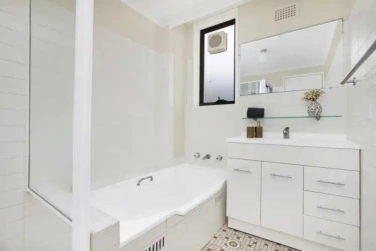 Sixth view of Homely apartment listing, 8/6 Bannerman Street, Cremorne NSW 2090