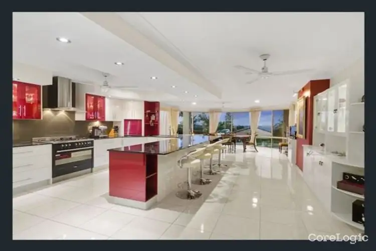 13 Parklane Place, Highland Park QLD 4211