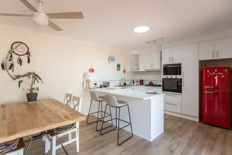 Second view of Homely villa listing, 2/6 Donna Close, Lisarow NSW 2250