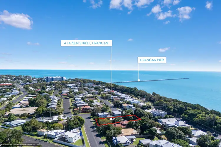 4 Larsen Street, Urangan QLD 4655