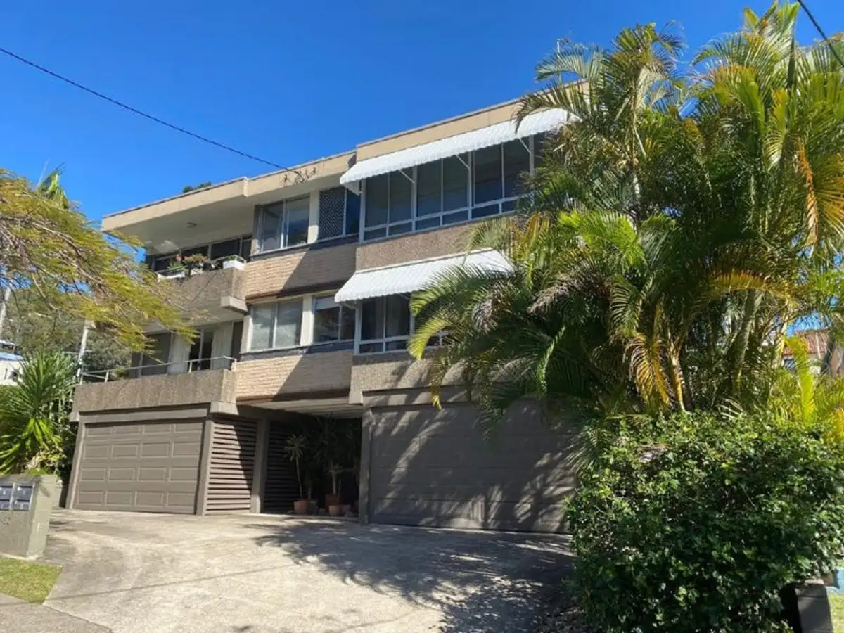 Main view of Homely unit listing, 2/53 Connor Street, Burleigh Heads QLD 4220