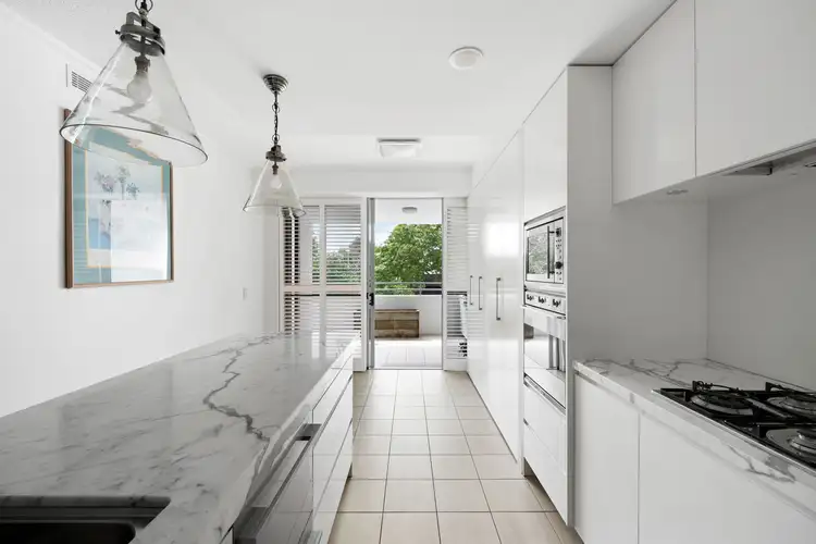 4221/40 Hollins Cr, New Farm QLD 4005
