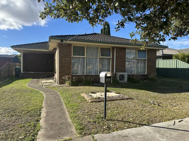27 Strachan Street