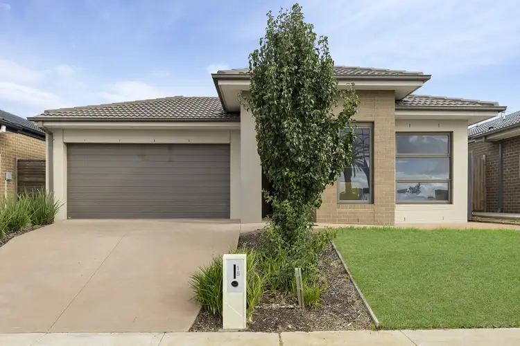 15 Thornton Avenue, St Leonards VIC 3223