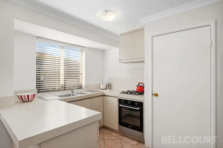 15/1 Iolanthe Street, Bassendean WA 6054