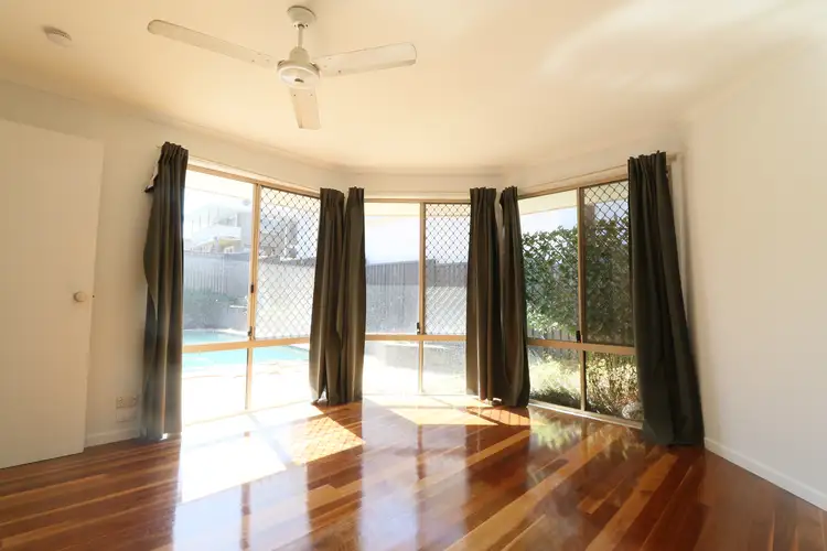 28 Walter Street, Labrador QLD 4215