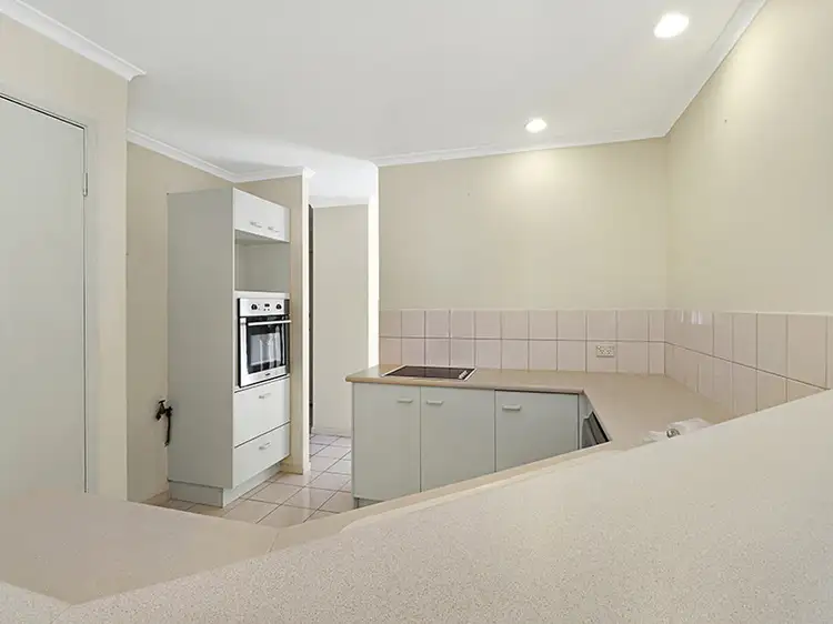 28 Walter Street, Labrador QLD 4215