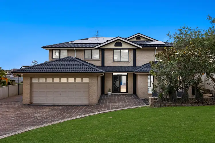 10 Whipbird Way, Belmont NSW 2280