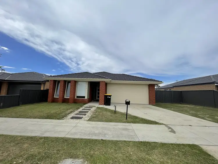 5 Kennelly Crescent, Stratford VIC 3862