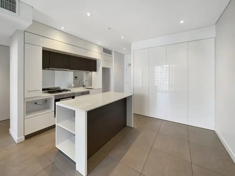 Second view of Homely apartment listing, 33 Remora Road, Hamilton QLD 4007