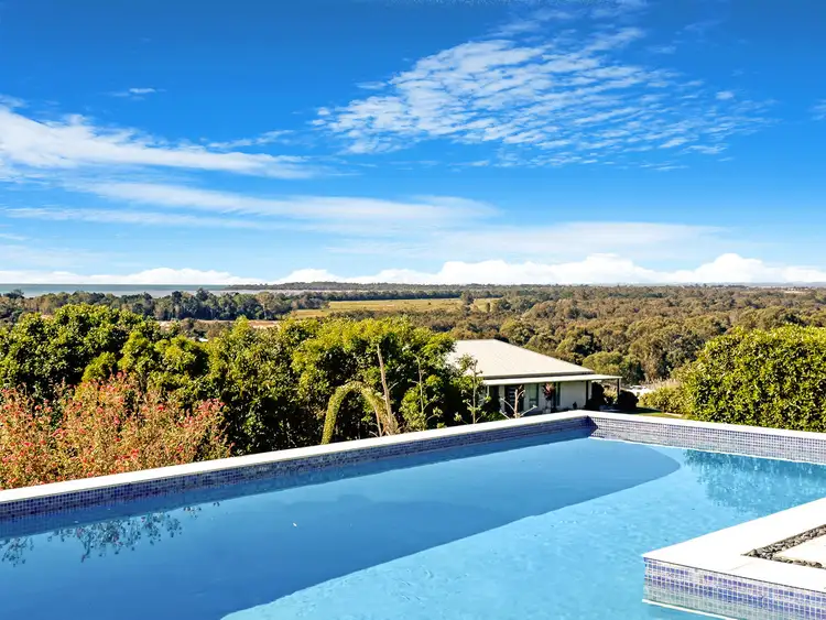 1 Melia Court, Dundowran Beach QLD 4655